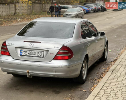 Серый Мерседес Е-Класс, объемом двигателя 2.15 л и пробегом 320 тыс. км за 4999 $, фото 4 на Automoto.ua