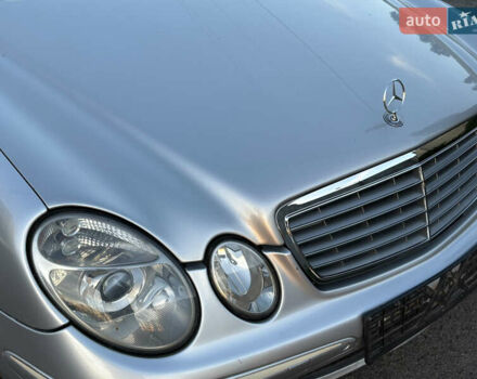 Серый Мерседес Е-Класс, объемом двигателя 5 л и пробегом 280 тыс. км за 6499 $, фото 12 на Automoto.ua