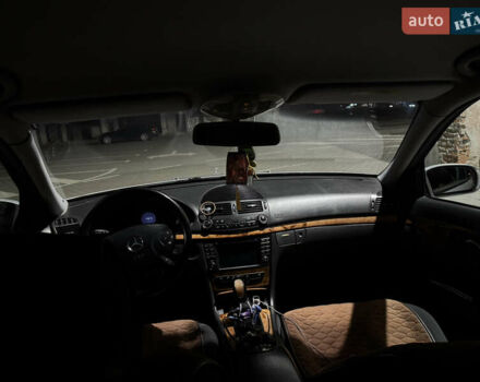 Серый Мерседес Е-Класс, объемом двигателя 2.2 л и пробегом 340 тыс. км за 6300 $, фото 10 на Automoto.ua