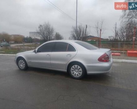 Серый Мерседес Е-Класс, объемом двигателя 2.7 л и пробегом 300 тыс. км за 6500 $, фото 24 на Automoto.ua