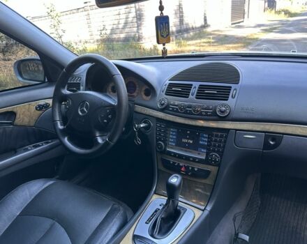 Сірий Мерседес Е-Клас, об'ємом двигуна 2.7 л та пробігом 352 тис. км за 6850 $, фото 14 на Automoto.ua
