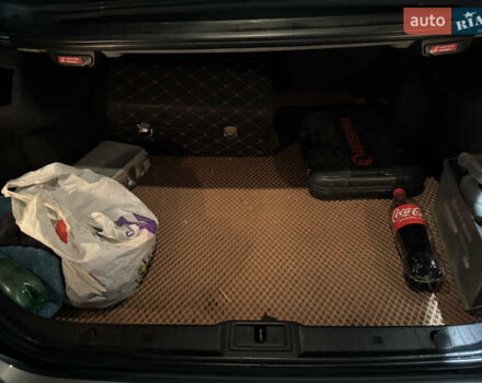 Серый Мерседес Е-Класс, объемом двигателя 2.2 л и пробегом 340 тыс. км за 6300 $, фото 18 на Automoto.ua