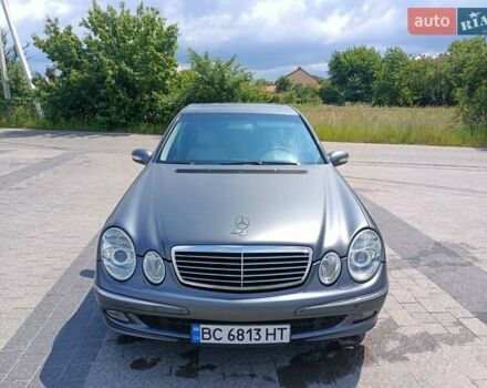 Сірий Мерседес Е-Клас, об'ємом двигуна 2.7 л та пробігом 310 тис. км за 6800 $, фото 7 на Automoto.ua