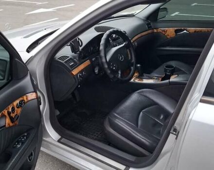 Серый Мерседес Е-Класс, объемом двигателя 2.69 л и пробегом 405 тыс. км за 6500 $, фото 3 на Automoto.ua