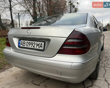Сірий Мерседес Е-Клас, об'ємом двигуна 2.69 л та пробігом 315 тис. км за 5500 $, фото 23 на Automoto.ua