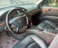Мерседес Е-Класс 2002 в Краматорске на Automoto.ua Серый Мерседес Е-Класс, объемом двигателя 2.69 л и пробегом 480 тыс. км за 6299 $, фото 7 на Automoto.ua