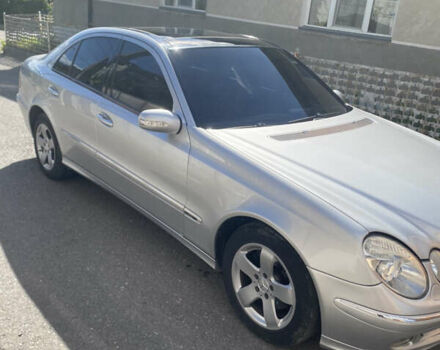 Серый Мерседес Е-Класс, объемом двигателя 2.7 л и пробегом 378 тыс. км за 7500 $, фото 16 на Automoto.ua