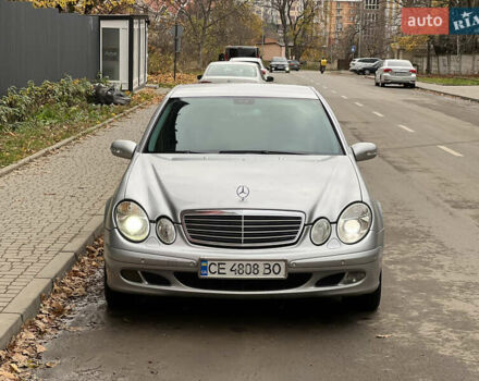 Серый Мерседес Е-Класс, объемом двигателя 2.15 л и пробегом 320 тыс. км за 4999 $, фото 3 на Automoto.ua