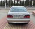 Сірий Мерседес Е-Клас, об'ємом двигуна 2.8 л та пробігом 260 тис. км за 2700 $, фото 4 на Automoto.ua