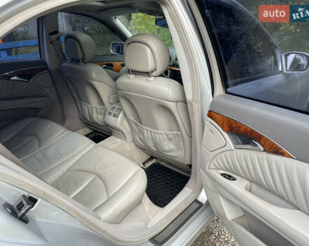 Мерседес Е-Класс 2002 в Остоге на Automoto.ua Серый Мерседес Е-Класс, объемом двигателя 2.15 л и пробегом 377 тыс. км за 4750 $, фото 25 на Automoto.ua