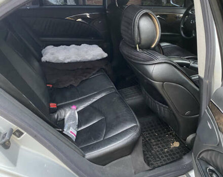 Серый Мерседес Е-Класс, объемом двигателя 2.7 л и пробегом 320 тыс. км за 6900 $, фото 6 на Automoto.ua