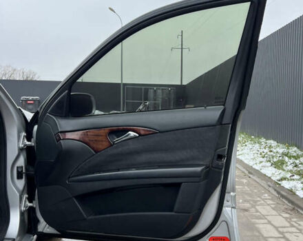 Серый Мерседес Е-Класс, объемом двигателя 2.2 л и пробегом 352 тыс. км за 5200 $, фото 15 на Automoto.ua