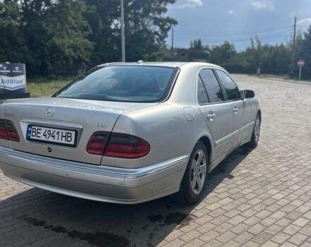 Серый Мерседес Е-Класс, объемом двигателя 2.7 л и пробегом 34 тыс. км за 3000 $, фото 4 на Automoto.ua