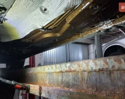 Сірий Мерседес Е-Клас, об'ємом двигуна 2.69 л та пробігом 274 тис. км за 7250 $, фото 27 на Automoto.ua