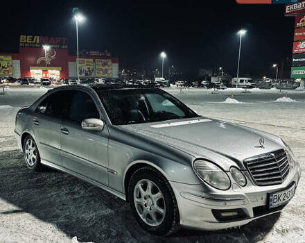 Серый Мерседес Е-Класс, объемом двигателя 3.2 л и пробегом 319 тыс. км за 6700 $, фото 6 на Automoto.ua