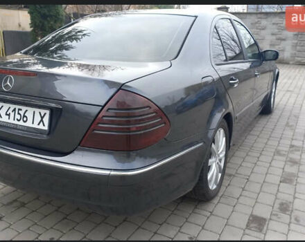 Серый Мерседес Е-Класс, объемом двигателя 2.69 л и пробегом 466 тыс. км за 5999 $, фото 4 на Automoto.ua