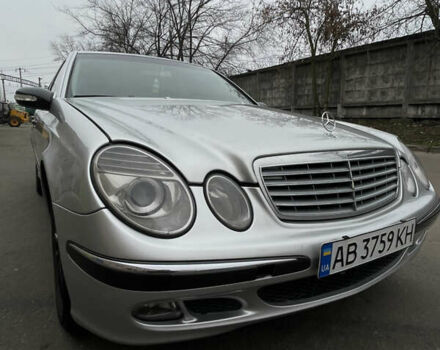 Сірий Мерседес Е-Клас, об'ємом двигуна 2.2 л та пробігом 428 тис. км за 4800 $, фото 8 на Automoto.ua