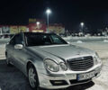 Серый Мерседес Е-Класс, объемом двигателя 3.2 л и пробегом 319 тыс. км за 6700 $, фото 5 на Automoto.ua