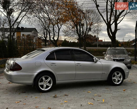 Серый Мерседес Е-Класс, объемом двигателя 2.2 л и пробегом 360 тыс. км за 5450 $, фото 22 на Automoto.ua