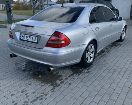 Серый Мерседес Е-Класс, объемом двигателя 2.4 л и пробегом 320 тыс. км за 5300 $, фото 5 на Automoto.ua