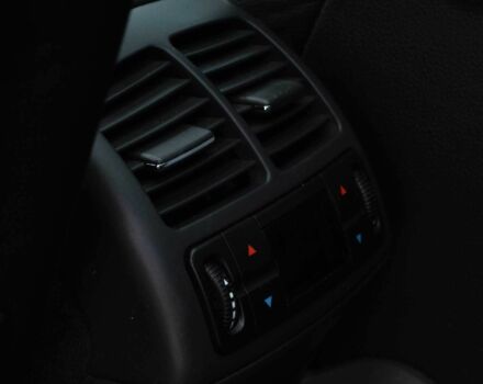 Сірий Мерседес Е-Клас, об'ємом двигуна 5 л та пробігом 284 тис. км за 6450 $, фото 17 на Automoto.ua