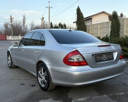 Сірий Мерседес Е-Клас, об'ємом двигуна 5 л та пробігом 280 тис. км за 6499 $, фото 4 на Automoto.ua