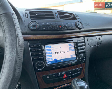 Сірий Мерседес Е-Клас, об'ємом двигуна 2.2 л та пробігом 380 тис. км за 4999 $, фото 14 на Automoto.ua