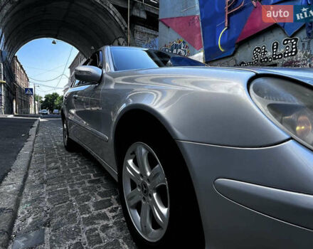 Сірий Мерседес Е-Клас, об'ємом двигуна 2.7 л та пробігом 258 тис. км за 6500 $, фото 2 на Automoto.ua