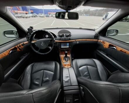 Серый Мерседес Е-Класс, объемом двигателя 2.7 л и пробегом 405 тыс. км за 6500 $, фото 5 на Automoto.ua