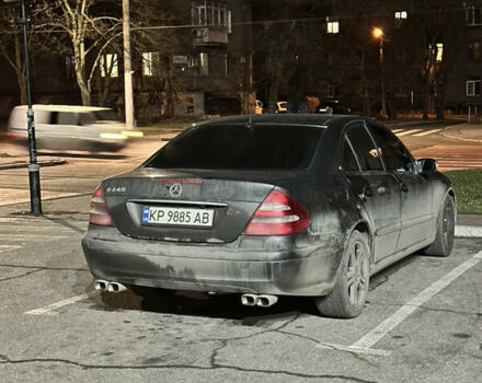 Серый Мерседес Е-Класс, объемом двигателя 2.6 л и пробегом 380 тыс. км за 5900 $, фото 4 на Automoto.ua