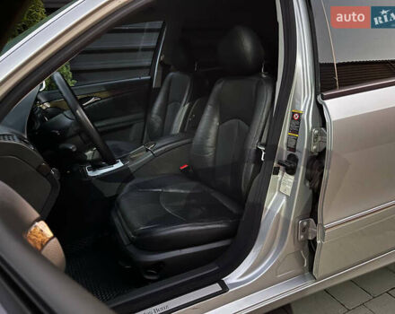 Серый Мерседес Е-Класс, объемом двигателя 3.22 л и пробегом 350 тыс. км за 6999 $, фото 14 на Automoto.ua