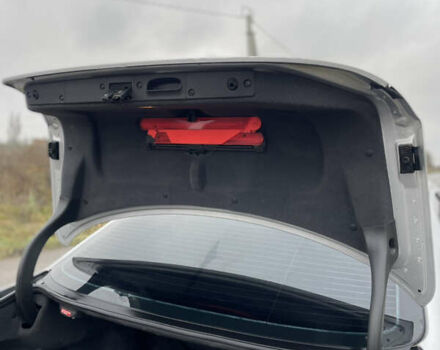 Сірий Мерседес Е-Клас, об'ємом двигуна 2.2 л та пробігом 265 тис. км за 5900 $, фото 47 на Automoto.ua