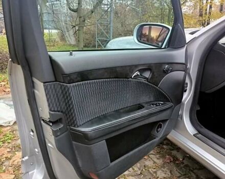 Серый Мерседес Е-Класс, объемом двигателя 1.8 л и пробегом 292 тыс. км за 6900 $, фото 12 на Automoto.ua