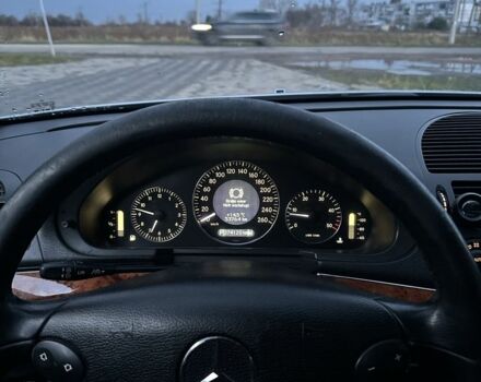 Сірий Мерседес Е-Клас, об'ємом двигуна 2.1 л та пробігом 374 тис. км за 6600 $, фото 12 на Automoto.ua