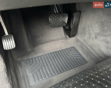 Серый Мерседес Е-Класс, объемом двигателя 2.7 л и пробегом 270 тыс. км за 7800 $, фото 22 на Automoto.ua