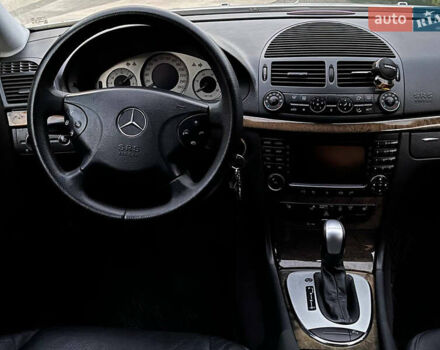 Серый Мерседес Е-Класс, объемом двигателя 3.22 л и пробегом 350 тыс. км за 6999 $, фото 13 на Automoto.ua