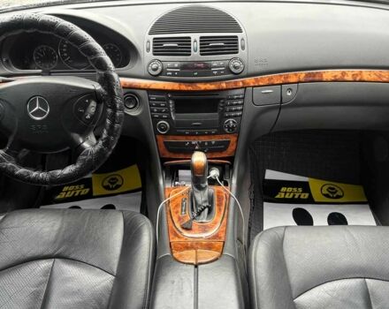 Серый Мерседес Е-Класс, объемом двигателя 3.2 л и пробегом 340 тыс. км за 6800 $, фото 12 на Automoto.ua