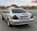 Серый Мерседес Е-Класс, объемом двигателя 2.1 л и пробегом 473 тыс. км за 5750 $, фото 10 на Automoto.ua