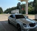 Серый Мерседес Е-Класс, объемом двигателя 3.2 л и пробегом 351 тыс. км за 6900 $, фото 4 на Automoto.ua
