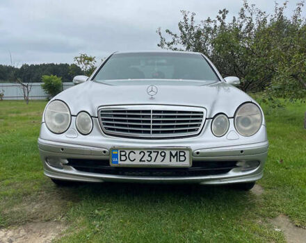 Серый Мерседес Е-Класс, объемом двигателя 2.6 л и пробегом 322 тыс. км за 4700 $, фото 1 на Automoto.ua