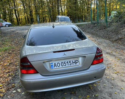 Мерседес Е-Класс 2003 в Черновцах на Automoto.ua Серый Мерседес Е-Класс, объемом двигателя 3.2 л и пробегом 400 тыс. км за 7000 $, фото 10 на Automoto.ua