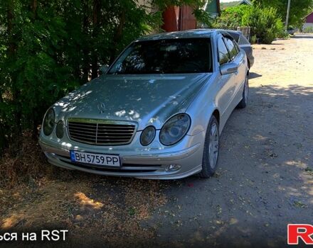 Серый Мерседес Е-Класс, объемом двигателя 2.1 л и пробегом 120 тыс. км за 6500 $, фото 1 на Automoto.ua