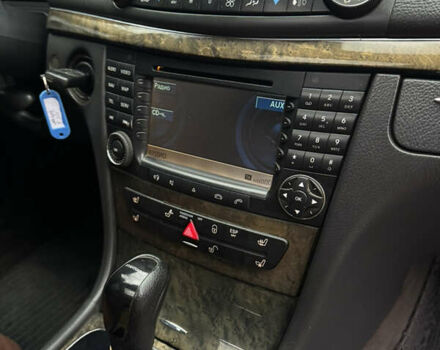 Серый Мерседес Е-Класс, объемом двигателя 3.22 л и пробегом 350 тыс. км за 5999 $, фото 16 на Automoto.ua