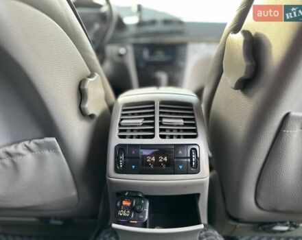 Серый Мерседес Е-Класс, объемом двигателя 4 л и пробегом 372 тыс. км за 6400 $, фото 5 на Automoto.ua