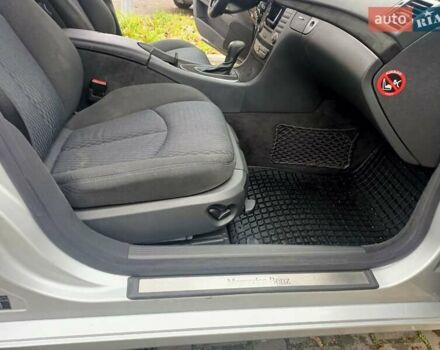 Серый Мерседес Е-Класс, объемом двигателя 1.8 л и пробегом 292 тыс. км за 6900 $, фото 23 на Automoto.ua