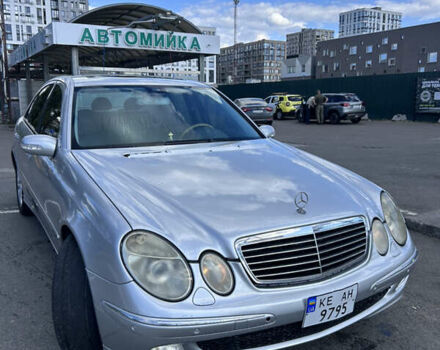 Серый Мерседес Е-Класс, объемом двигателя 3.2 л и пробегом 350 тыс. км за 6500 $, фото 6 на Automoto.ua