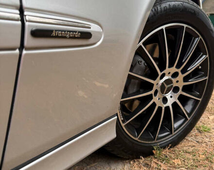 Серый Мерседес Е-Класс, объемом двигателя 3.2 л и пробегом 370 тыс. км за 7200 $, фото 8 на Automoto.ua