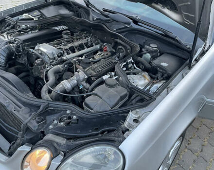 Серый Мерседес Е-Класс, объемом двигателя 2.15 л и пробегом 339 тыс. км за 5500 $, фото 18 на Automoto.ua