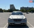 Серый Мерседес Е-Класс, объемом двигателя 2.6 л и пробегом 320 тыс. км за 6000 $, фото 1 на Automoto.ua