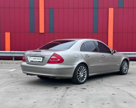 Сірий Мерседес Е-Клас, об'ємом двигуна 2.7 л та пробігом 382 тис. км за 7490 $, фото 7 на Automoto.ua